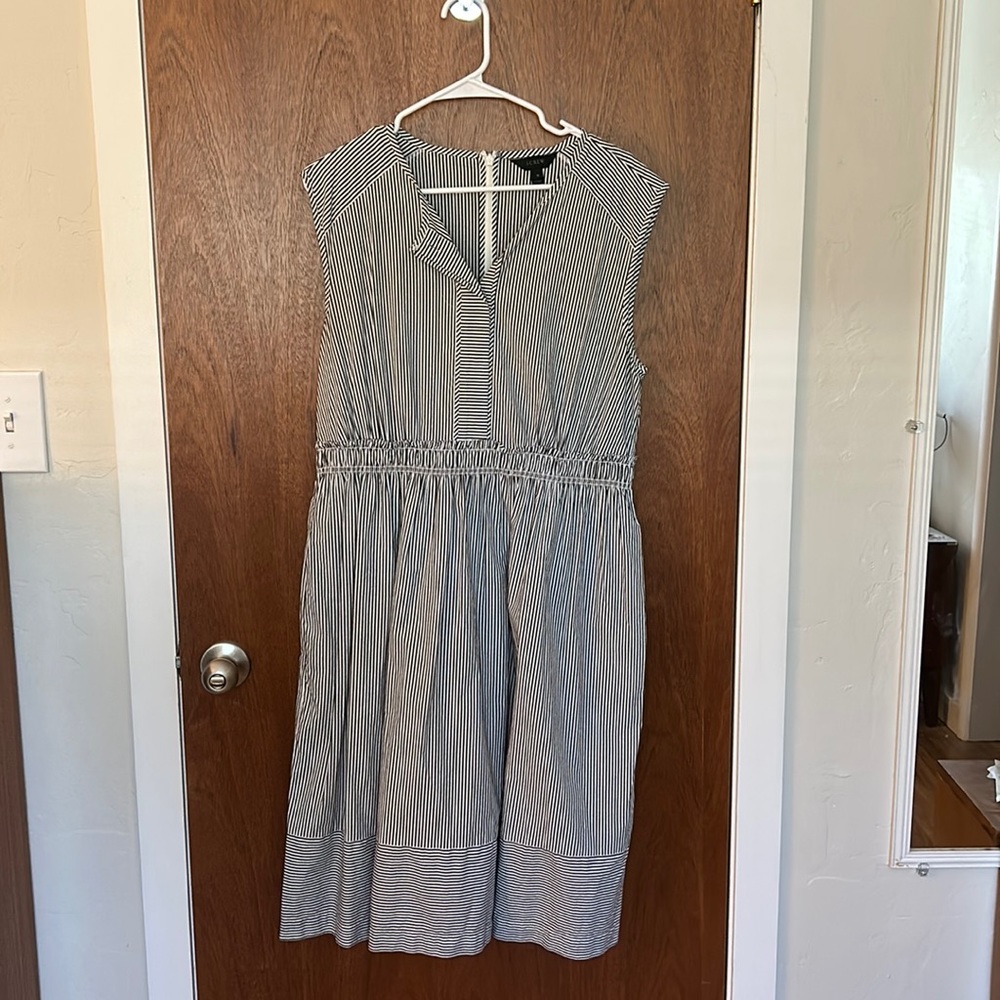Striped sweet J Crew classic dress ✨🌙